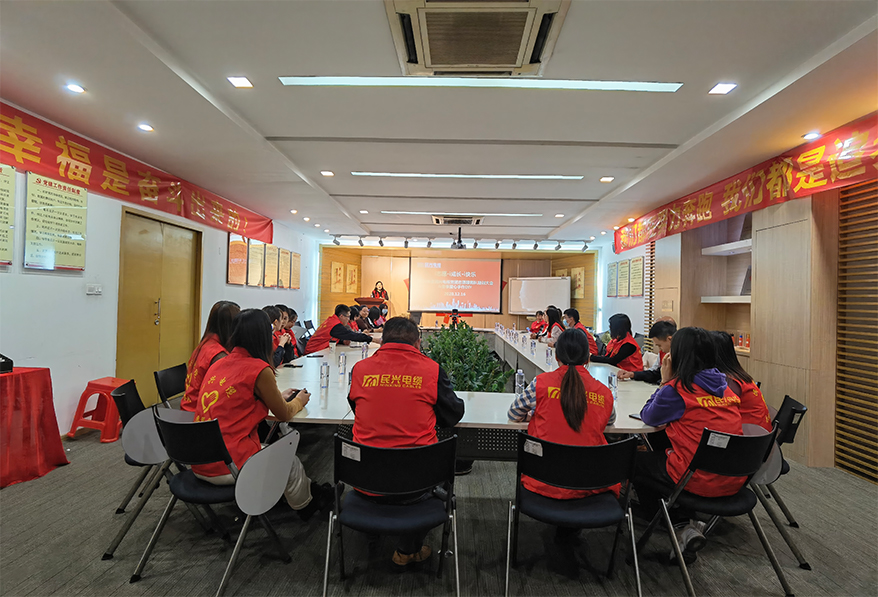 DB彩票
2020年度志愿者培训大会&冬季爱心DIY手作活动圆满收官